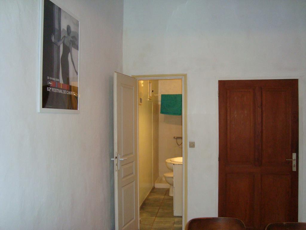 La Merciere Apartment Pézenas Екстериор снимка